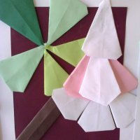 Kwitną  kwiaty i drzewa