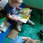 Opowieści z wiejskiego podwórka