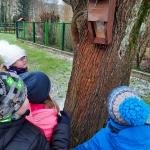 „Smerfy” rozpoczęły akcję „Przedszkolaki dokarmiają ptaki”.